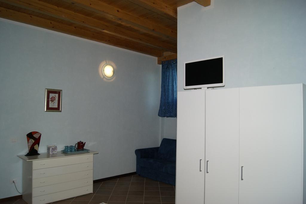 Villa Agriturismo La Valbona San Martino Siccomario Zimmer foto